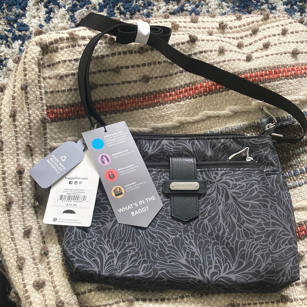 Baggalini 2 in 1 crossbody with pouch shoulder bag